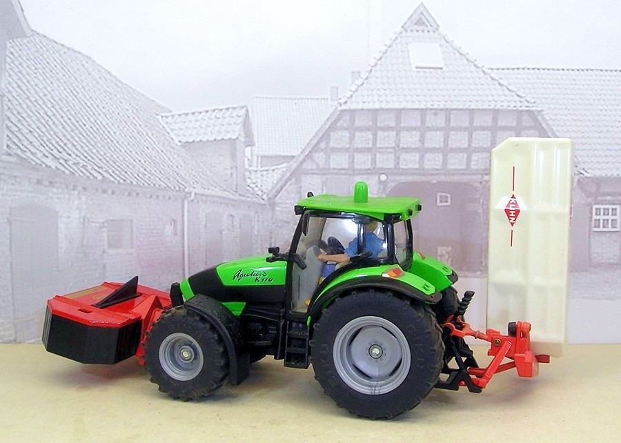 Mähtraktor IV