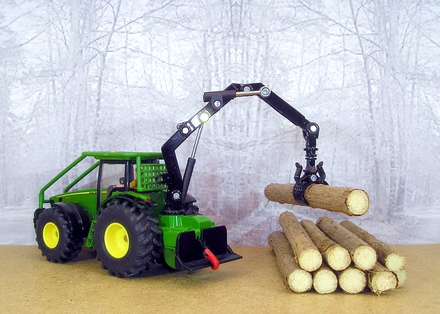 John Deere Forstschlepper II