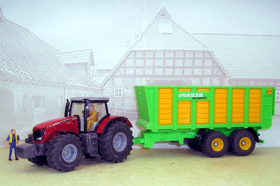 MF 8690 von Siku