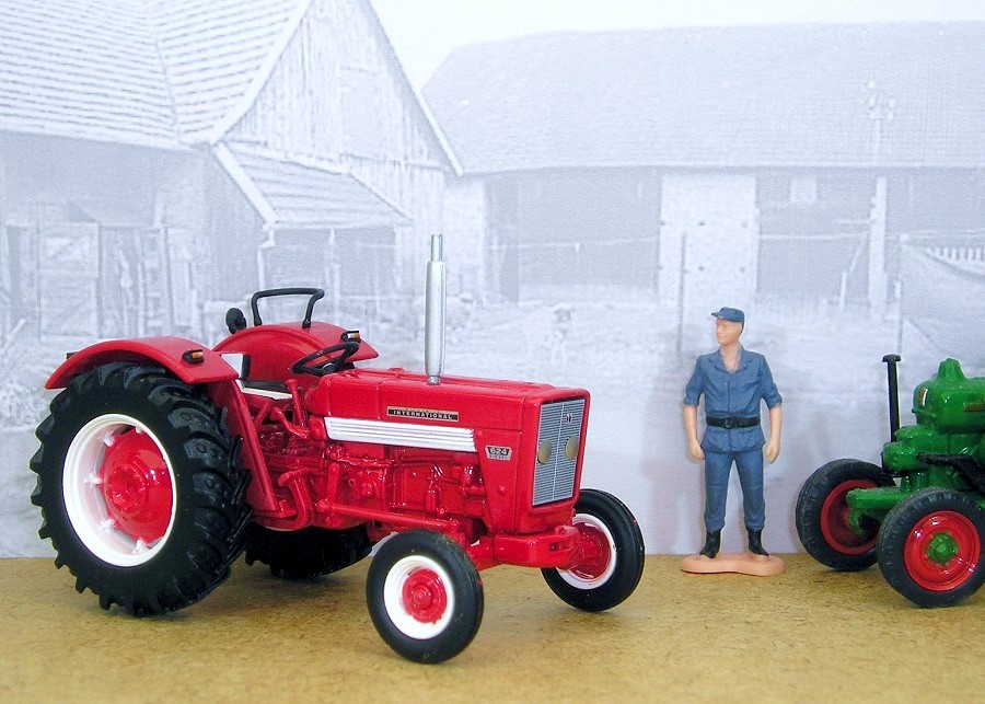 IH McCormick 624 von Universal Hobbies