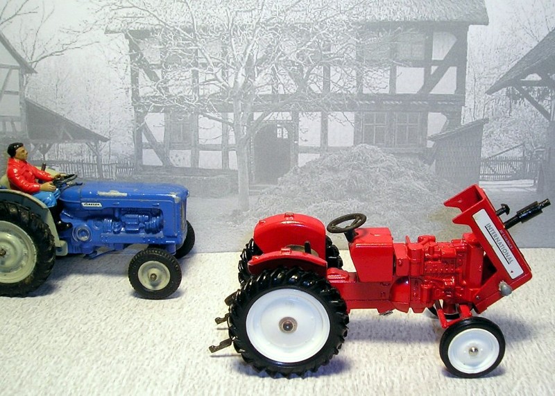 IH McCormick von Tekno II