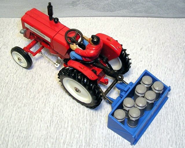 IH McCormick von Tekno III