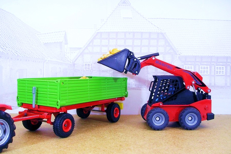 Manitou 3300V Kompaktlader von Siku II
