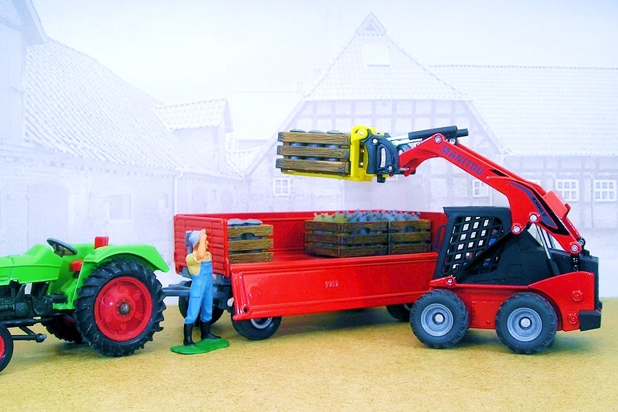 Manitou 3300V Kompaktlader von Siku V