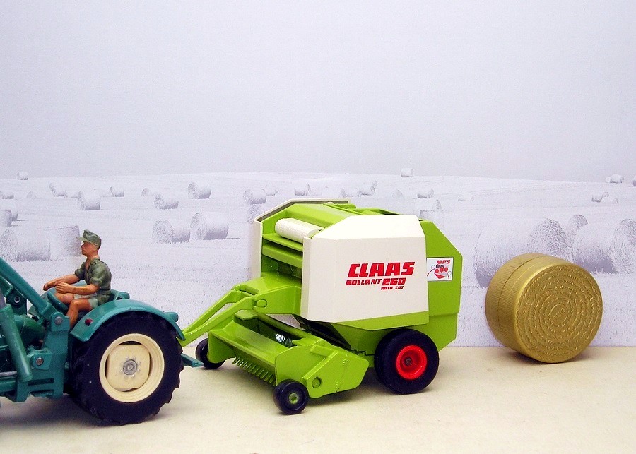 Claas Rollant 250 Roto Cut Rundballenpresse von Siku