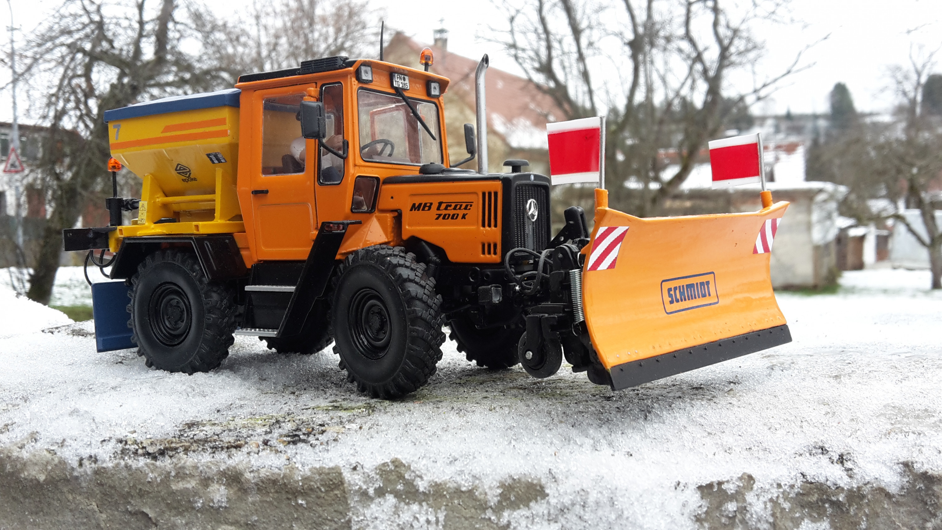 MB Trac 700K