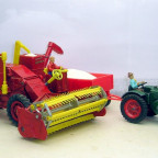 Massey-Ferguson Mähdrescher von Corgi Toys I