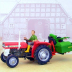 MF 135 von Britains mit Heckcontainer I