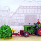 Fendt Dieselross F28 von Siku mit Fronthebevorrichtung und Schieberechen I