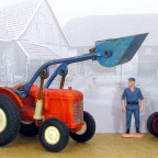 Fiat Traktor mit Frontlader von GAMA