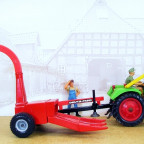 Deutz D6206 von Hausser mit Deutz-Fahr FH 900 Feldhäcksler von Siku