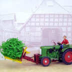 Fendt Dieselross F28 von Siku mit Fronthebevorrichtung und Schieberechen II